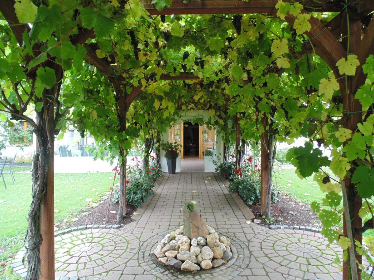 Weingut Lehnert-Spaeter 피에스포트 외부 사진